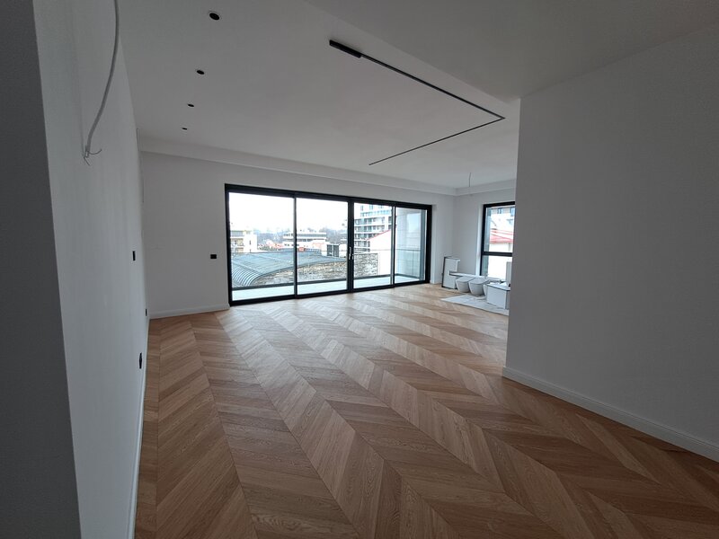 Calea Floreasca- 3 camere, open-space, etaj 4/5