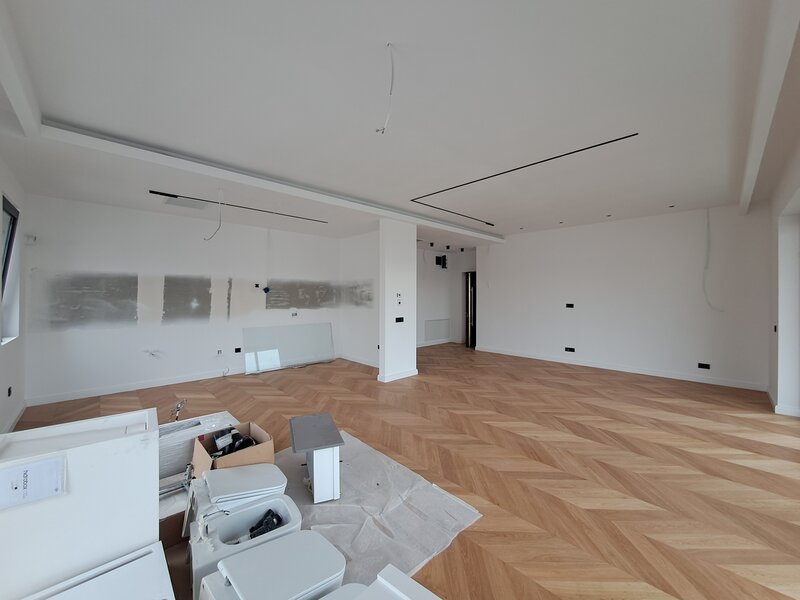 Calea Floreasca- 3 camere, open-space, etaj 4/5