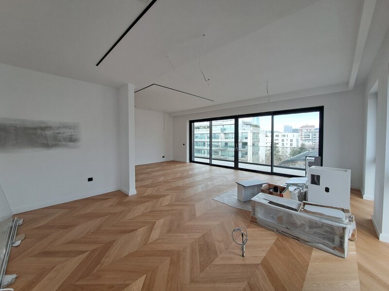 Calea Floreasca- 3 camere, open-space, etaj 4/5